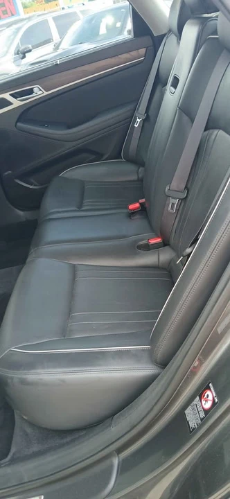 2017 Genesis G80 - Image 10 of 15