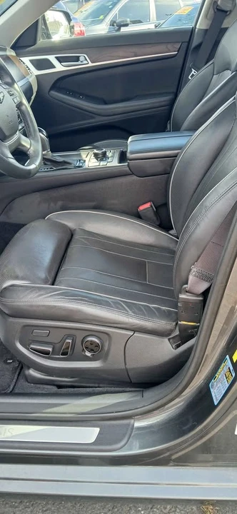 2017 Genesis G80 - Image 6 of 15