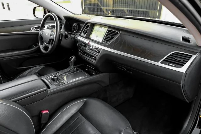 2017 Genesis G80 - Image 15 of 21