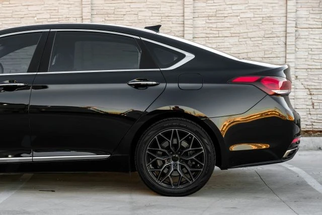2017 Genesis G80 - Image 14 of 21
