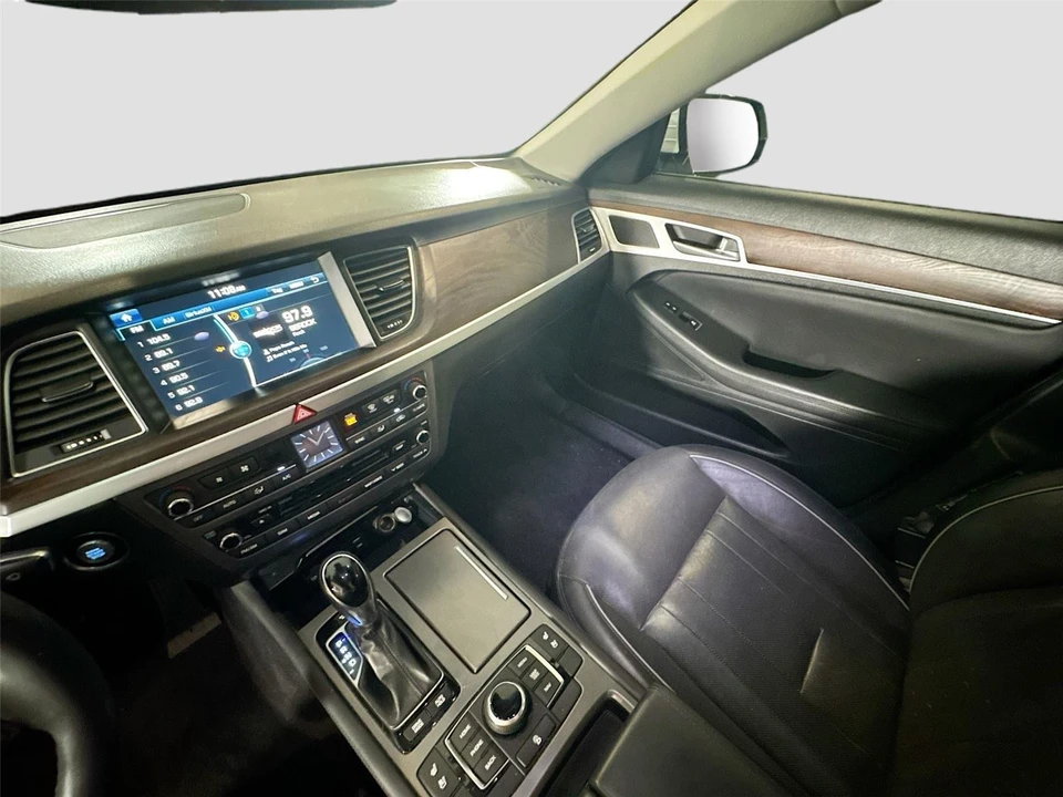 2017 Genesis G80 - Image 8 of 21