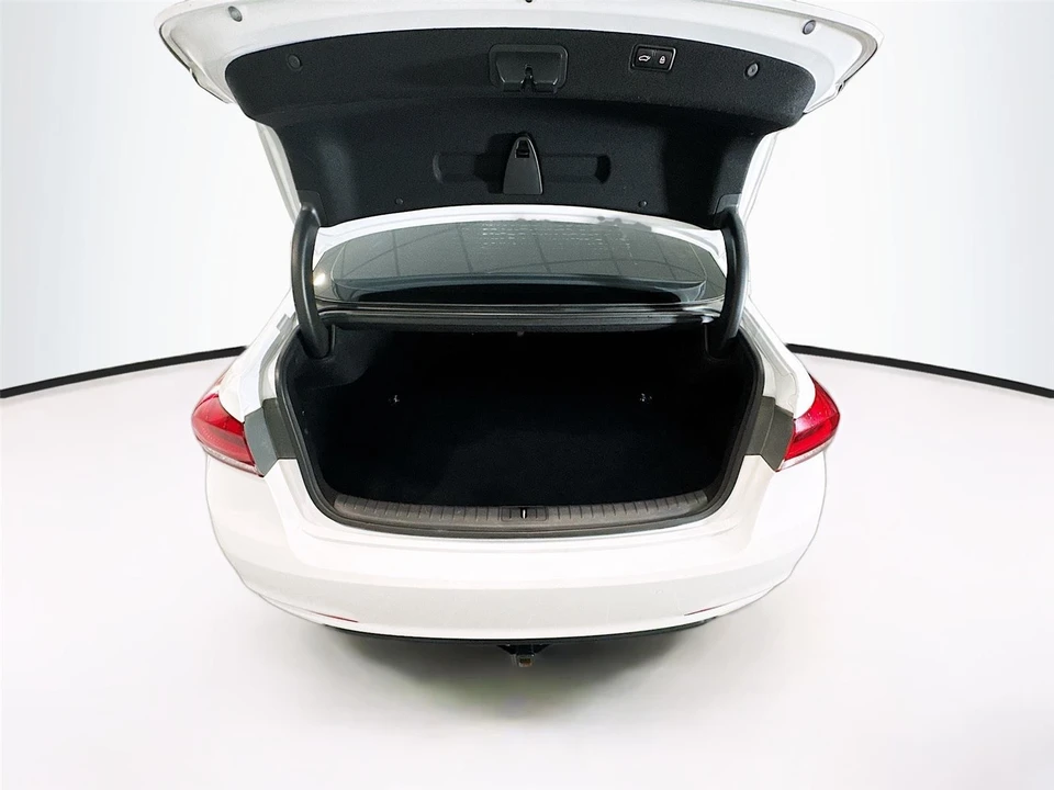 2017 Genesis G80 - Image 20 of 21
