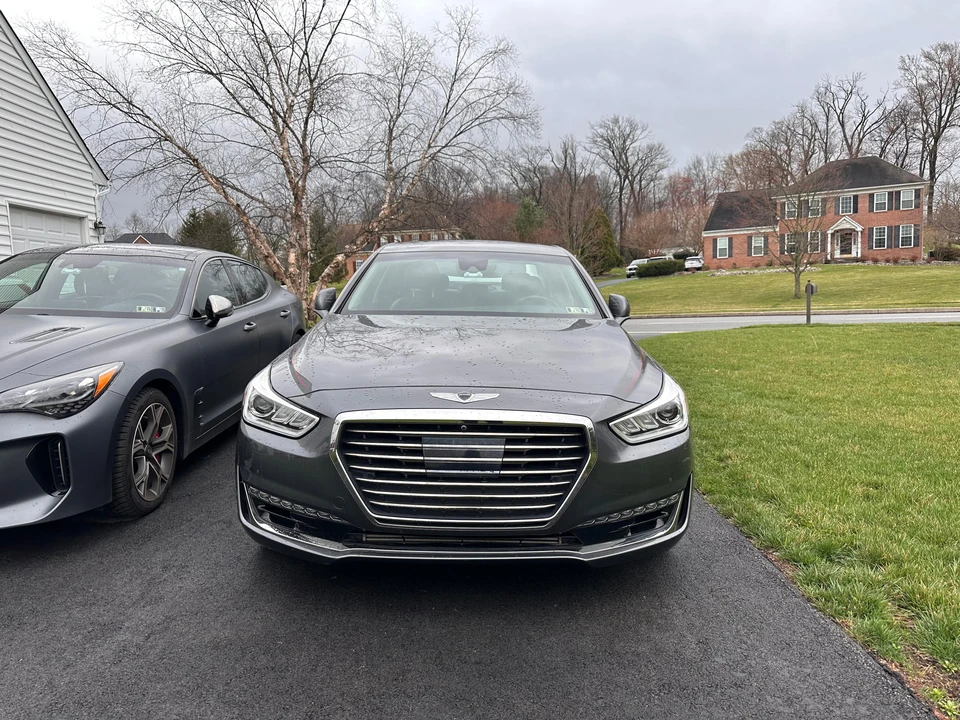2017 Genesis G90 - Image 6 of 31
