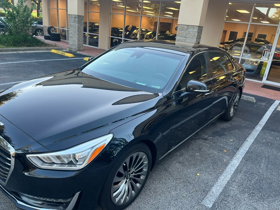 2017 Genesis G90 - Image 12 of 12