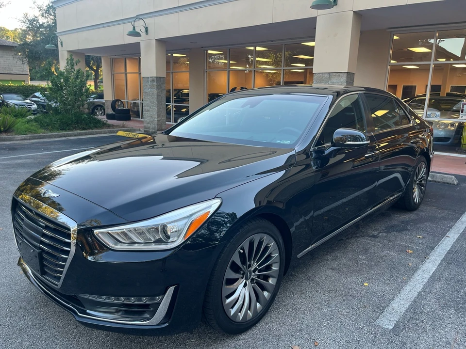2017 Genesis G90 - Image 11 of 12