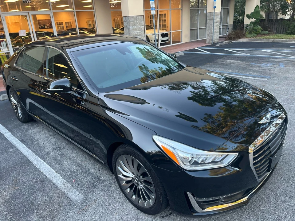 2017 Genesis G90 - Image 2 of 12