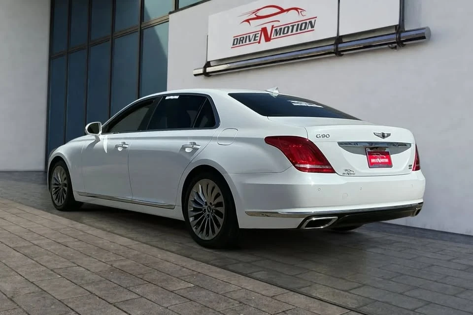 2017 Genesis G90 - Image 4 of 20