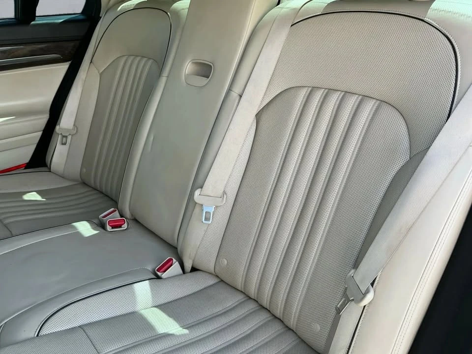2017 Genesis G90 - Image 11 of 20