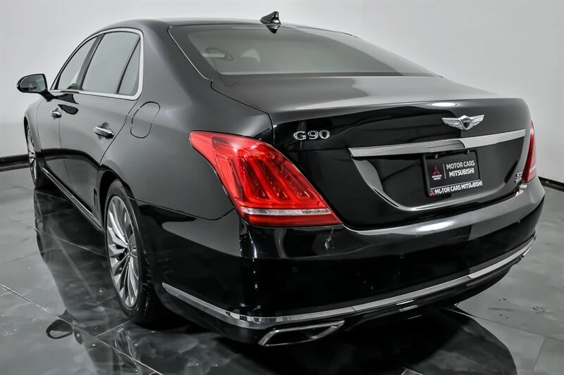2017 Genesis G90 - Image 8 of 21