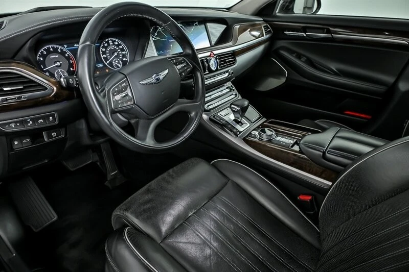 2017 Genesis G90 - Image 18 of 21