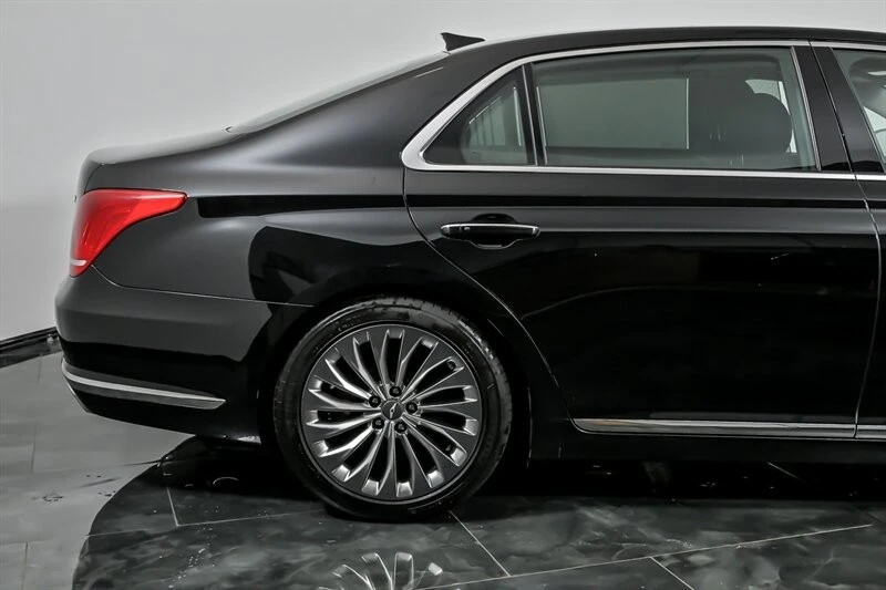 2017 Genesis G90 - Image 11 of 21