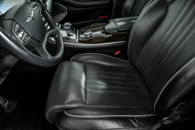 2017 Genesis G90 - Image 19 of 21