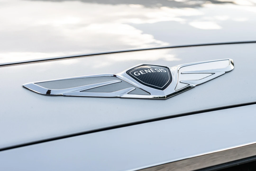 2017 Genesis G90 - Image 21 of 31