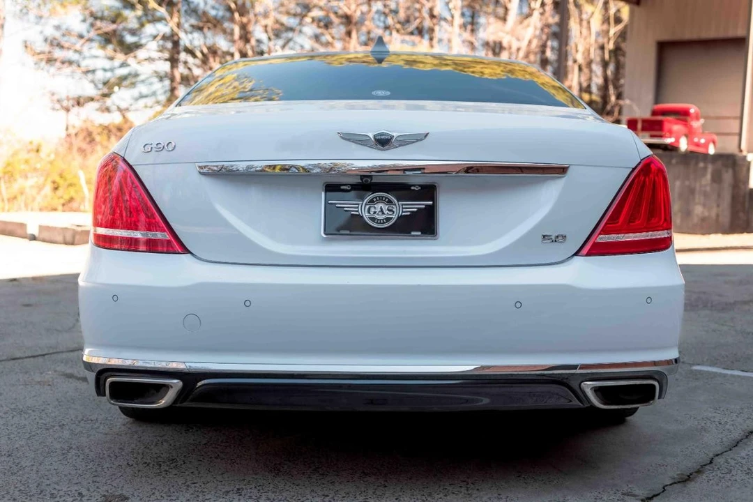 2017 Genesis G90 - Image 8 of 21