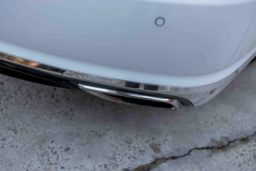 2017 Genesis G90 - Image 21 of 21