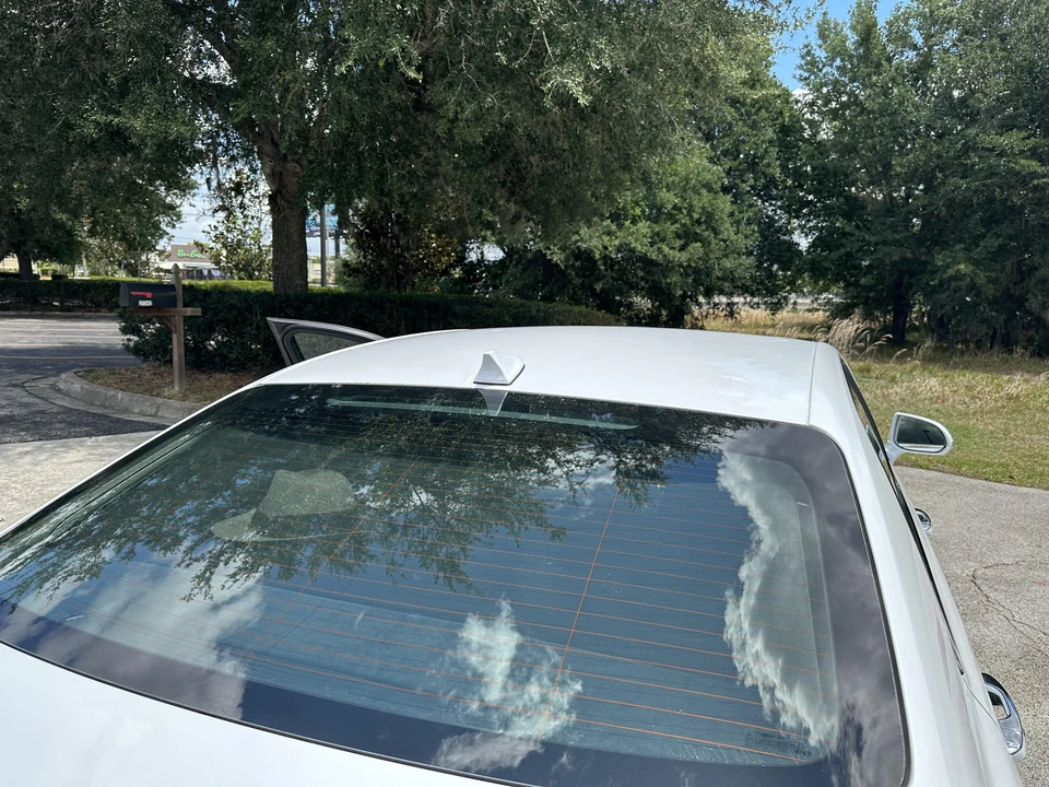 2017 Genesis G90 - Image 22 of 31