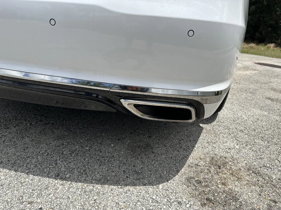 2017 Genesis G90 - Image 21 of 31