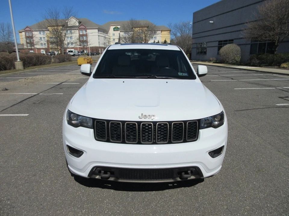 2017 Jeep WK2 Grand Cherokee - Image 13 of 24