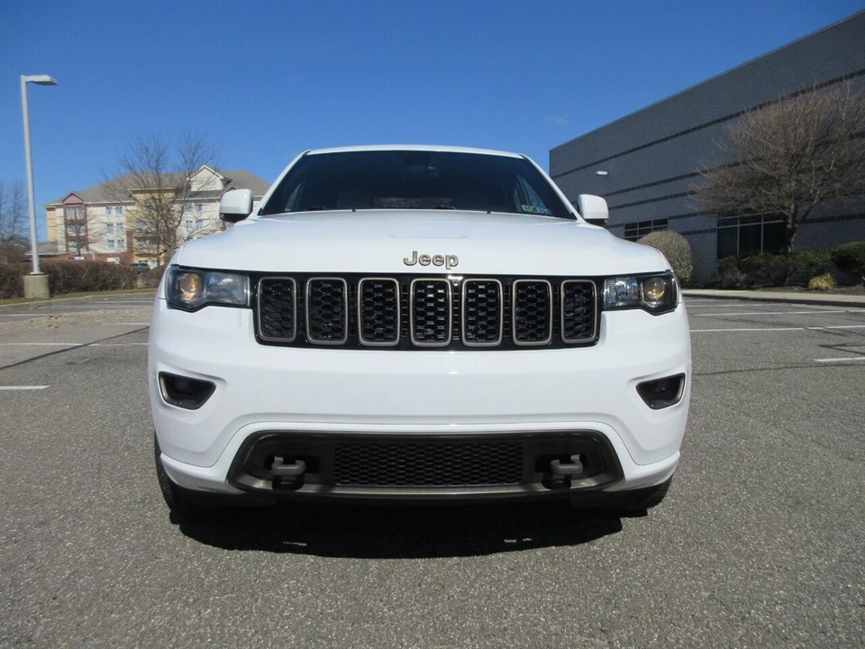 2017 Jeep WK2 Grand Cherokee - Image 11 of 24