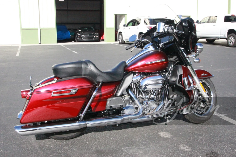 2017 Harley-Davidson Touring Milwaukee-Eight - Image 2 of 10