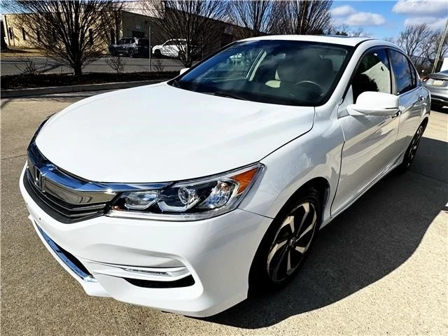 2017 Honda Accord 9th Gen - Image 7 of 21