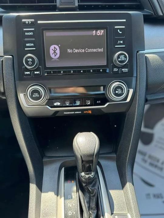 2017 Honda Civic 10th Gen - Image 6 of 6