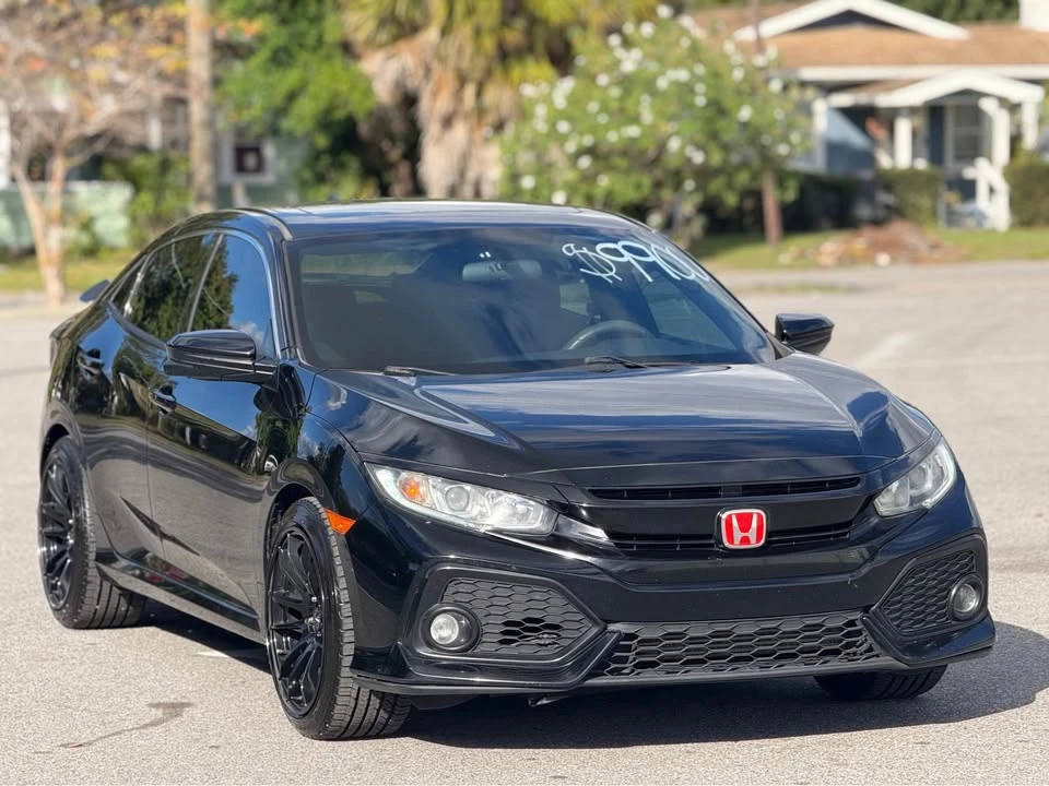 2017 Honda Civic 10th Gen - Image 3 of 10