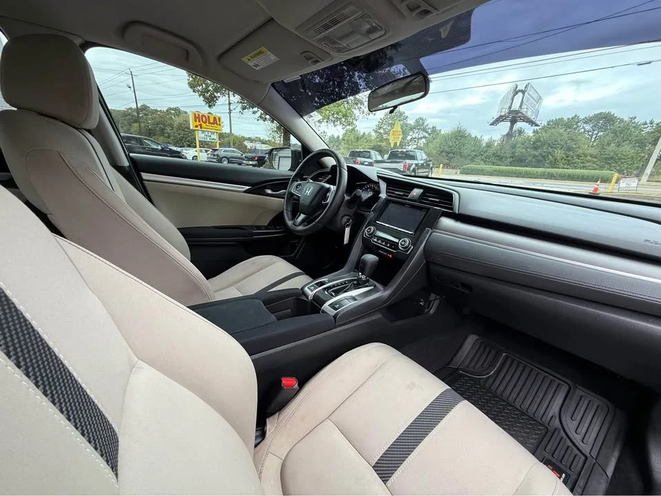 2017 Honda Civic 10th Gen - Image 9 of 10