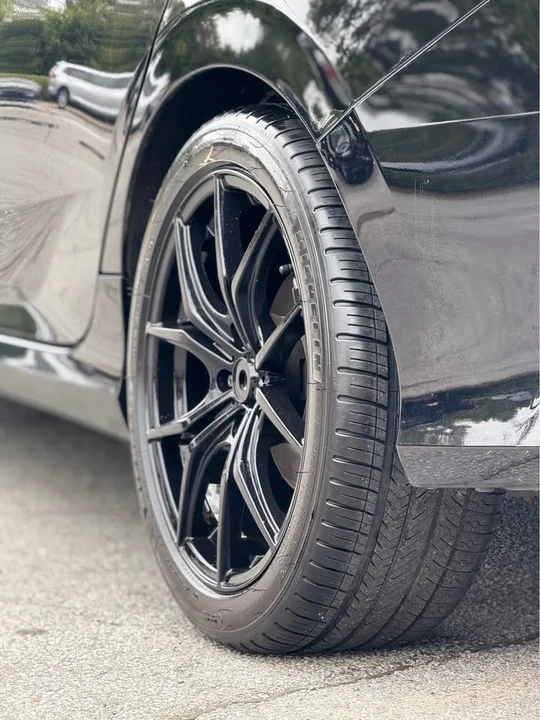 2017 Honda Civic 10th Gen - Image 5 of 10