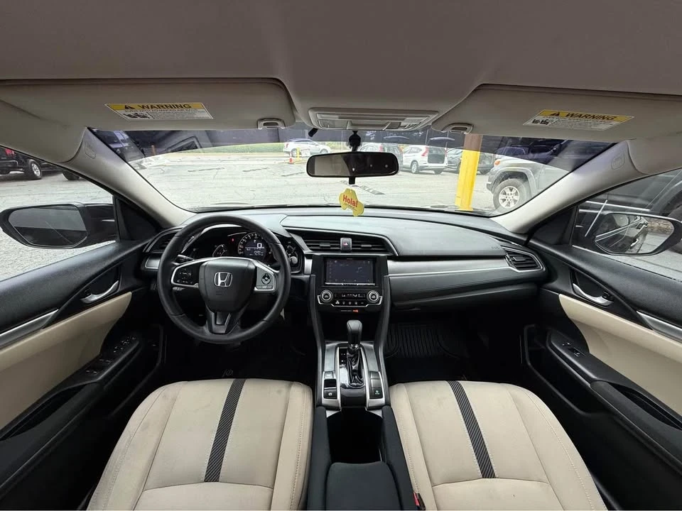 2017 Honda Civic 10th Gen - Image 6 of 10