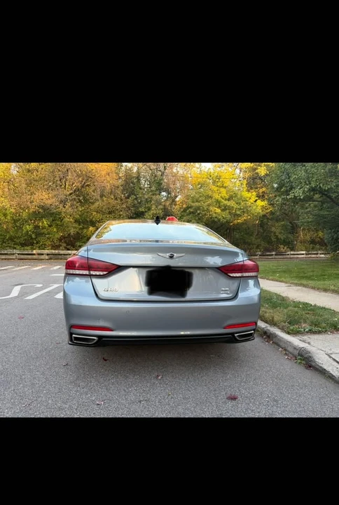 2017 Hyundai Genesis - Image 3 of 7