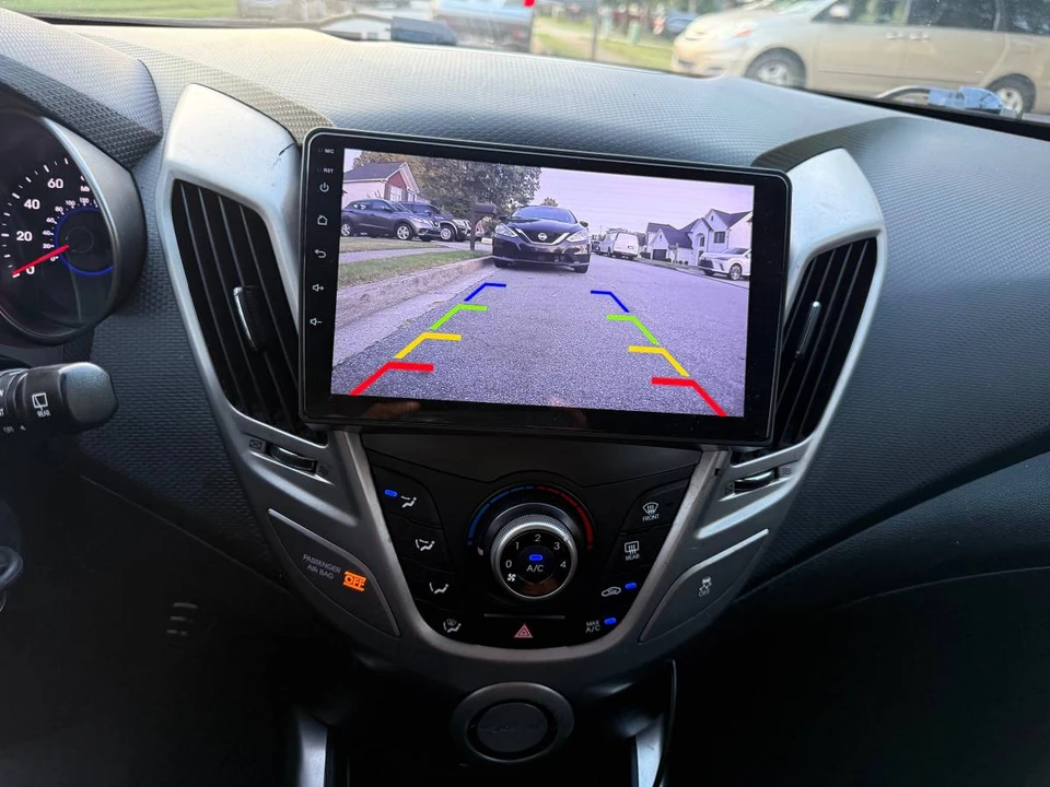 2017 Hyundai Veloster - Image 11 of 16