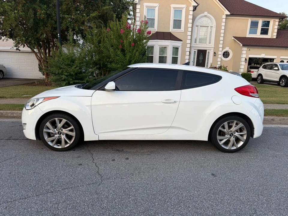 2017 Hyundai Veloster - Image 5 of 16