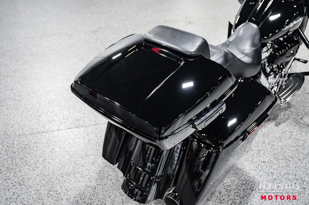 2017 Harley-Davidson Touring Milwaukee-Eight - Image 19 of 21