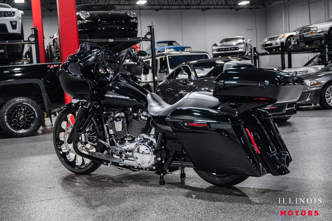 2017 Harley-Davidson Touring Milwaukee-Eight - Image 3 of 21