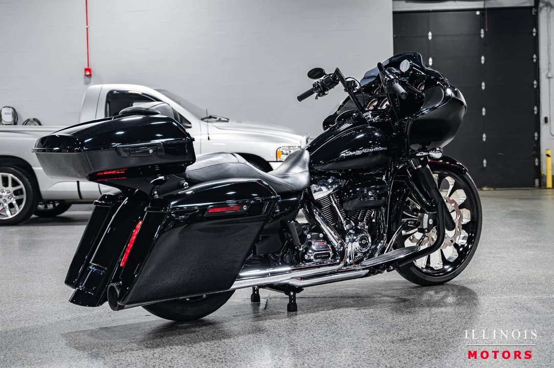 2017 Harley-Davidson Touring Milwaukee-Eight - Image 5 of 21
