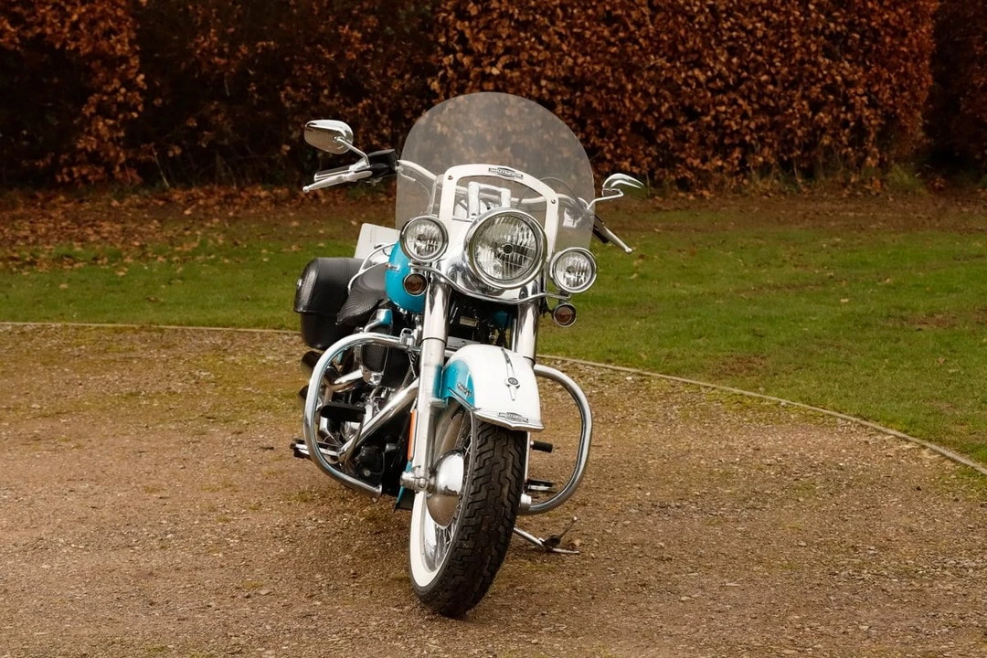 2017 Harley-Davidson Softail - Image 6 of 30