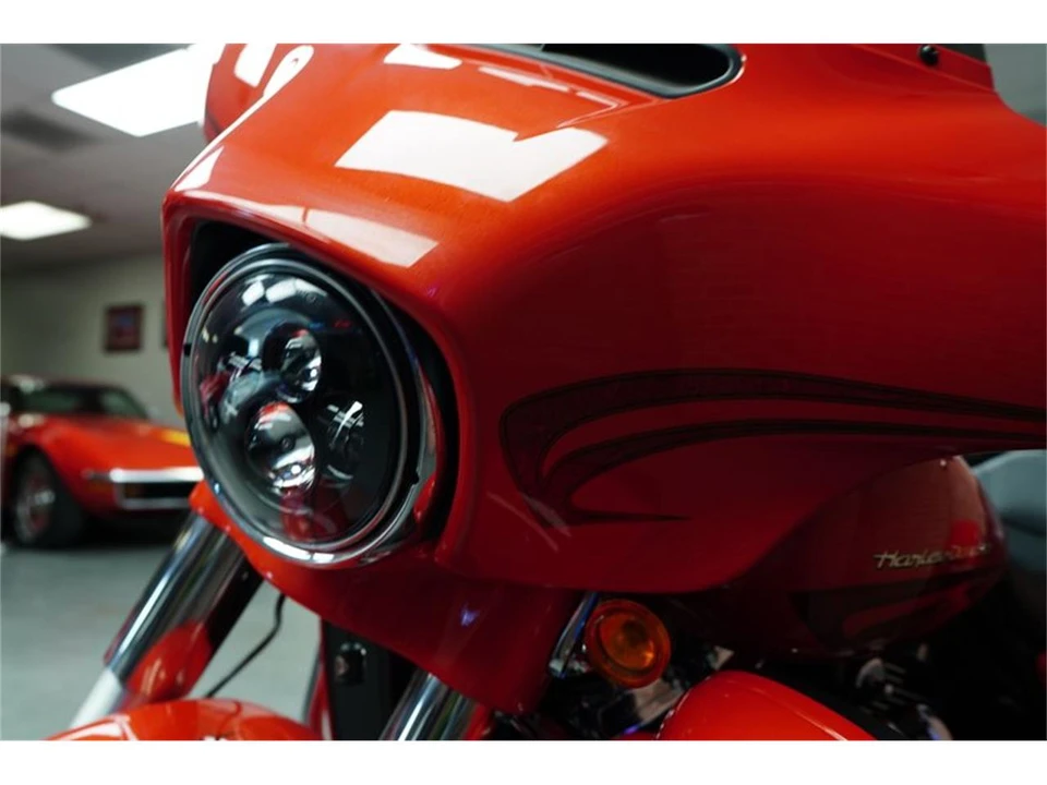 2017 Harley-Davidson Touring Milwaukee-Eight - Image 28 of 31