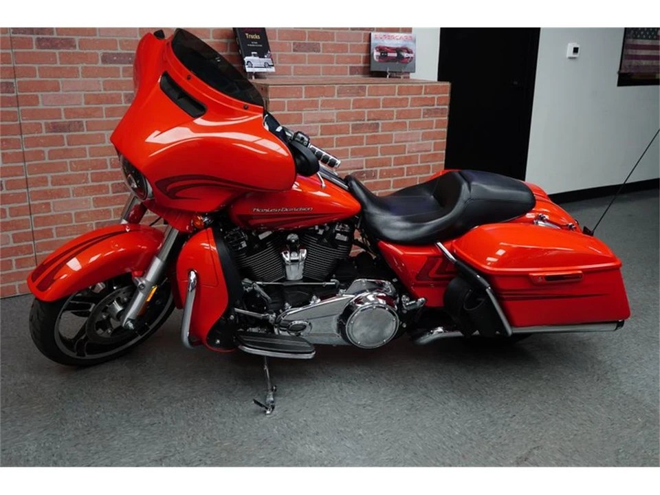 2017 Harley-Davidson Touring Milwaukee-Eight - Image 10 of 31