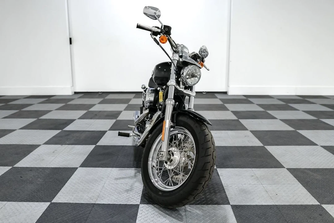 2017 Harley-Davidson Sportster Rubber Mount - Image 2 of 16