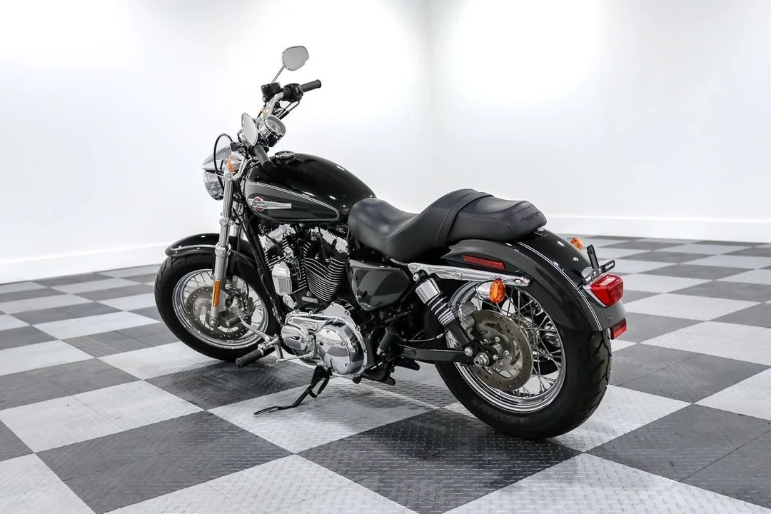 2017 Harley-Davidson Sportster Rubber Mount - Image 5 of 16