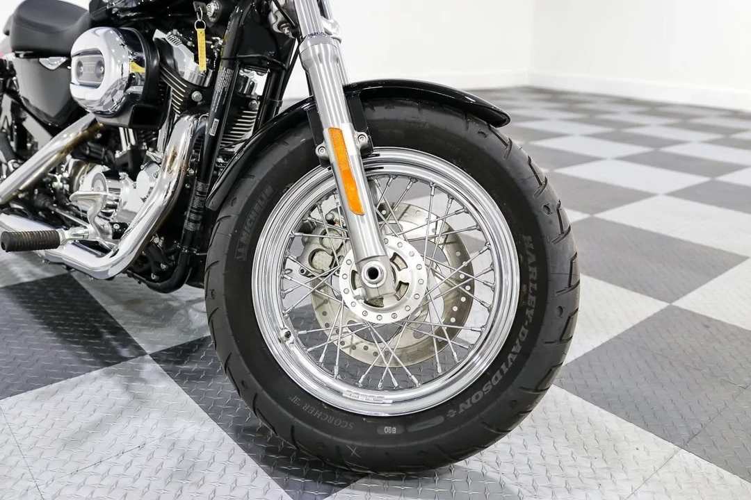 2017 Harley-Davidson Sportster Rubber Mount - Image 10 of 16