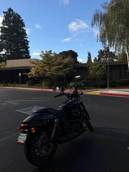 2017 Harley-Davidson - Image 2 of 4
