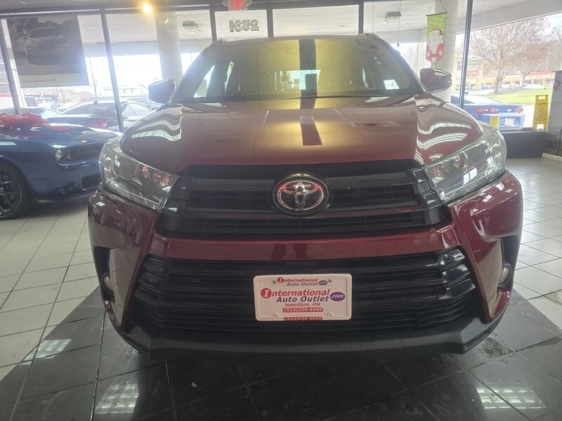 2017 Toyota Highlander - Image 2 of 4