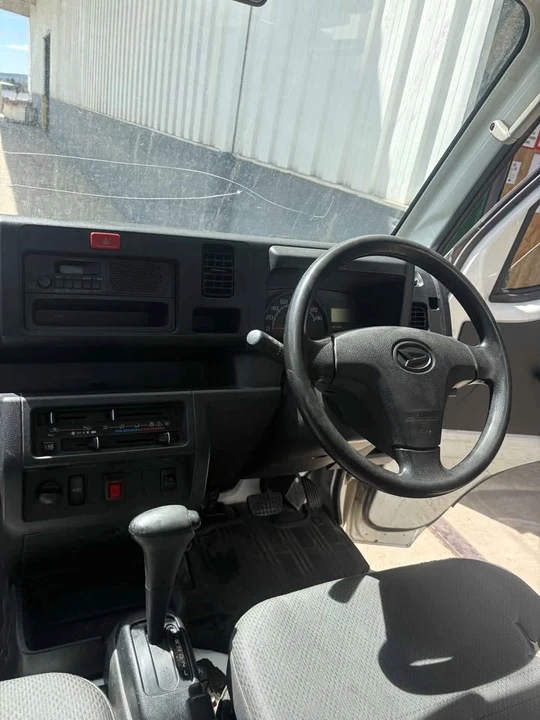 2017 Daihatsu Hijet - Image 4 of 9