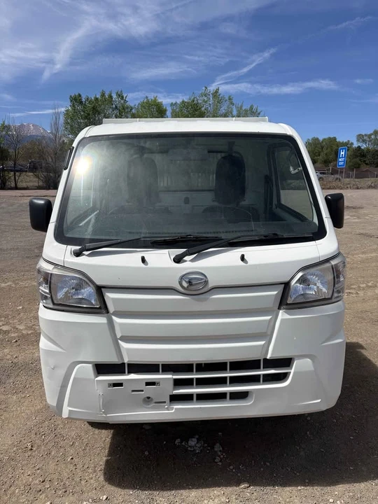 2017 Daihatsu Hijet - Image 5 of 9