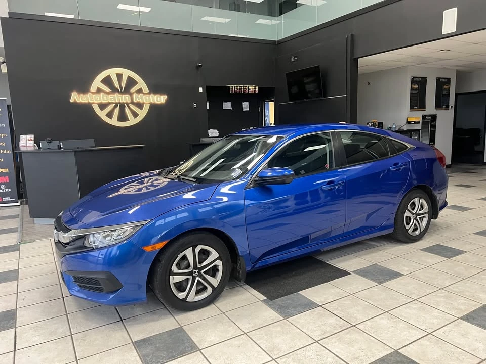 2017 Honda Civic 10th Gen - Image 6 of 19