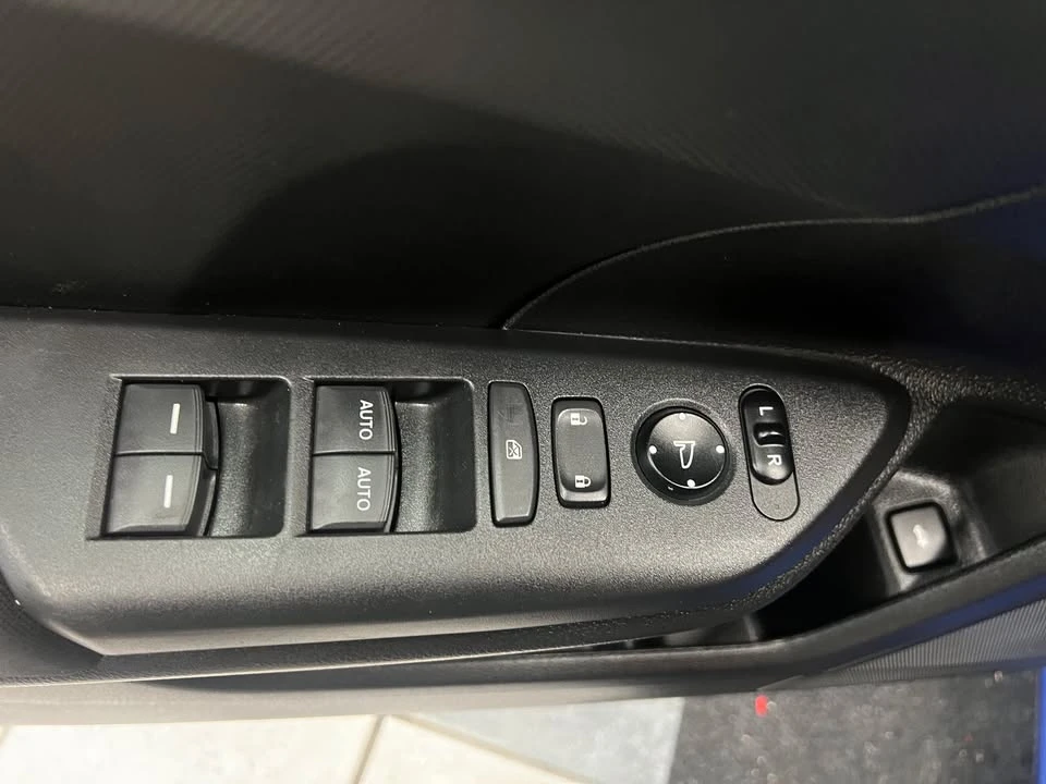 2017 Honda Civic 10th Gen - Image 12 of 19