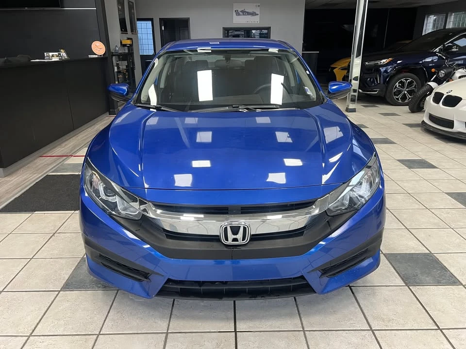 2017 Honda Civic 10th Gen - Image 14 of 19