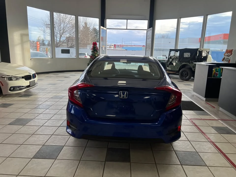2017 Honda Civic 10th Gen - Image 19 of 19